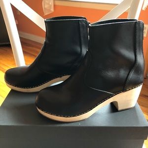Madewell “1937” Black Leather Wooden Clog Booties